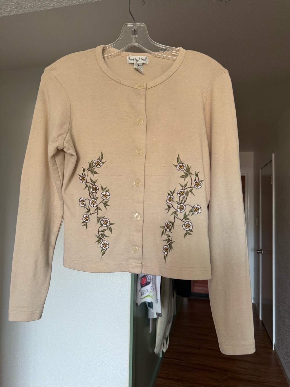 90s Beige Embroidered Floral Cardigan Sweater Cottagecore Grandma